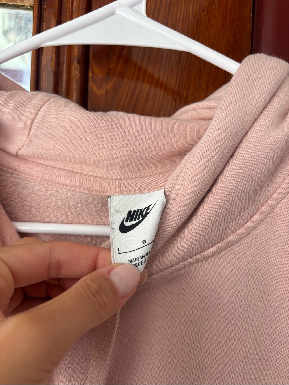 Nike Women’s Light Pink Fleece Pullover Hoodie LARGE - Picture 3 of 4